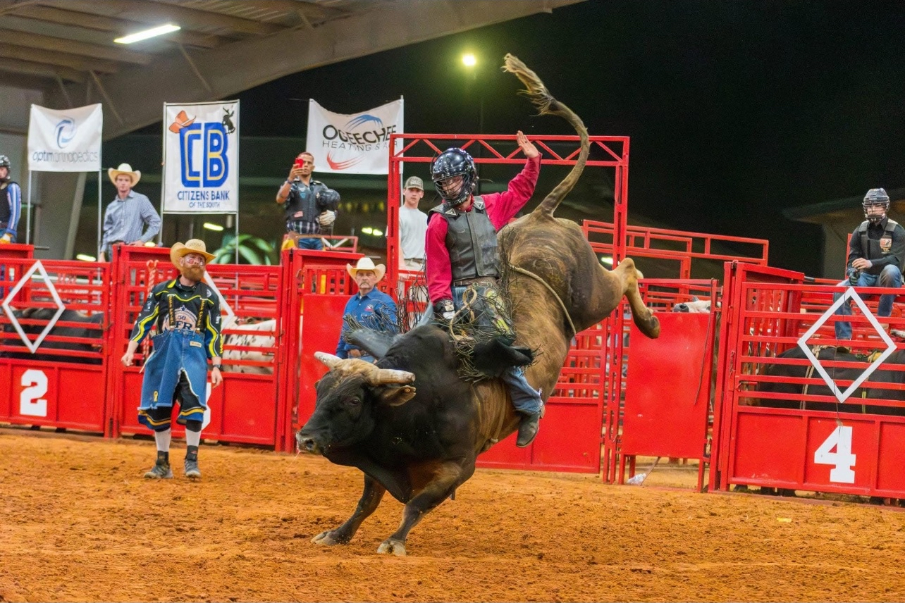 Red Circle Rodeo Rider Red Clay Rodeo | Hawkinsville, GA
